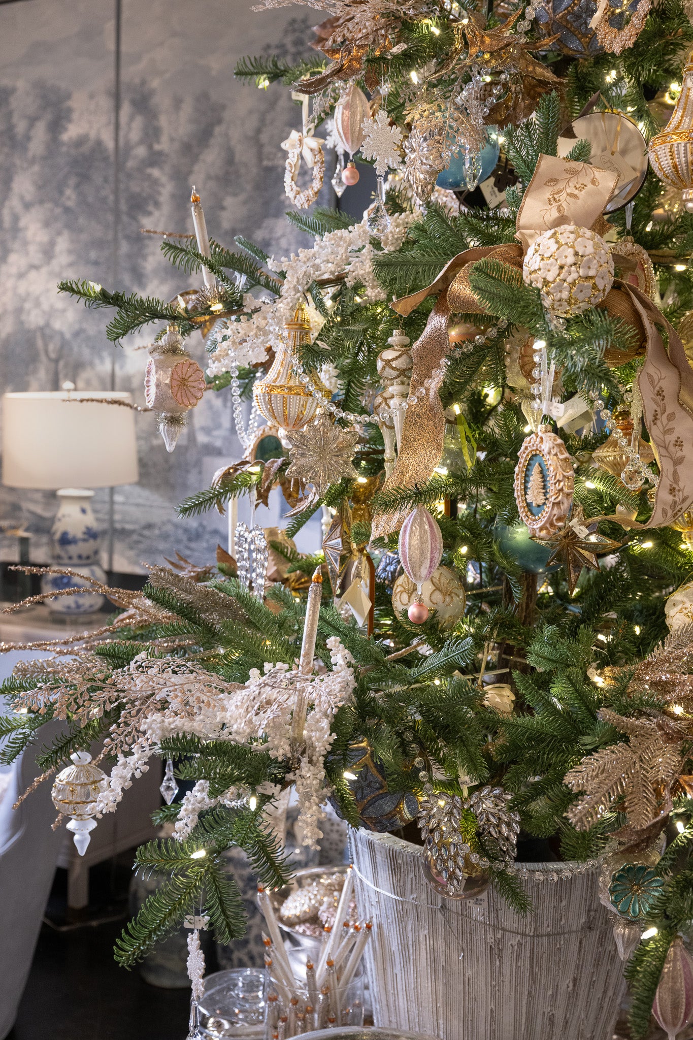 Cameo Christmas: A Timeless Holiday Elegance