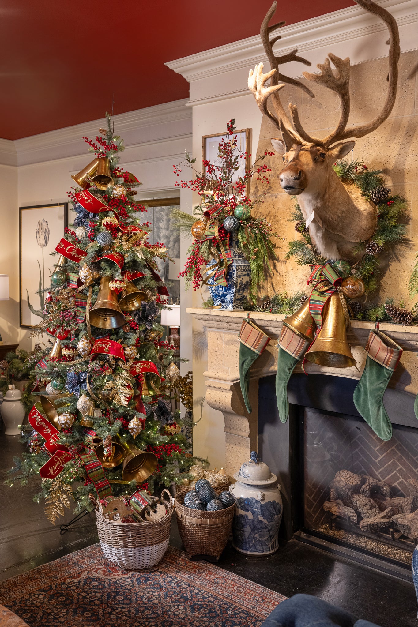 Classic Christmas Splendor