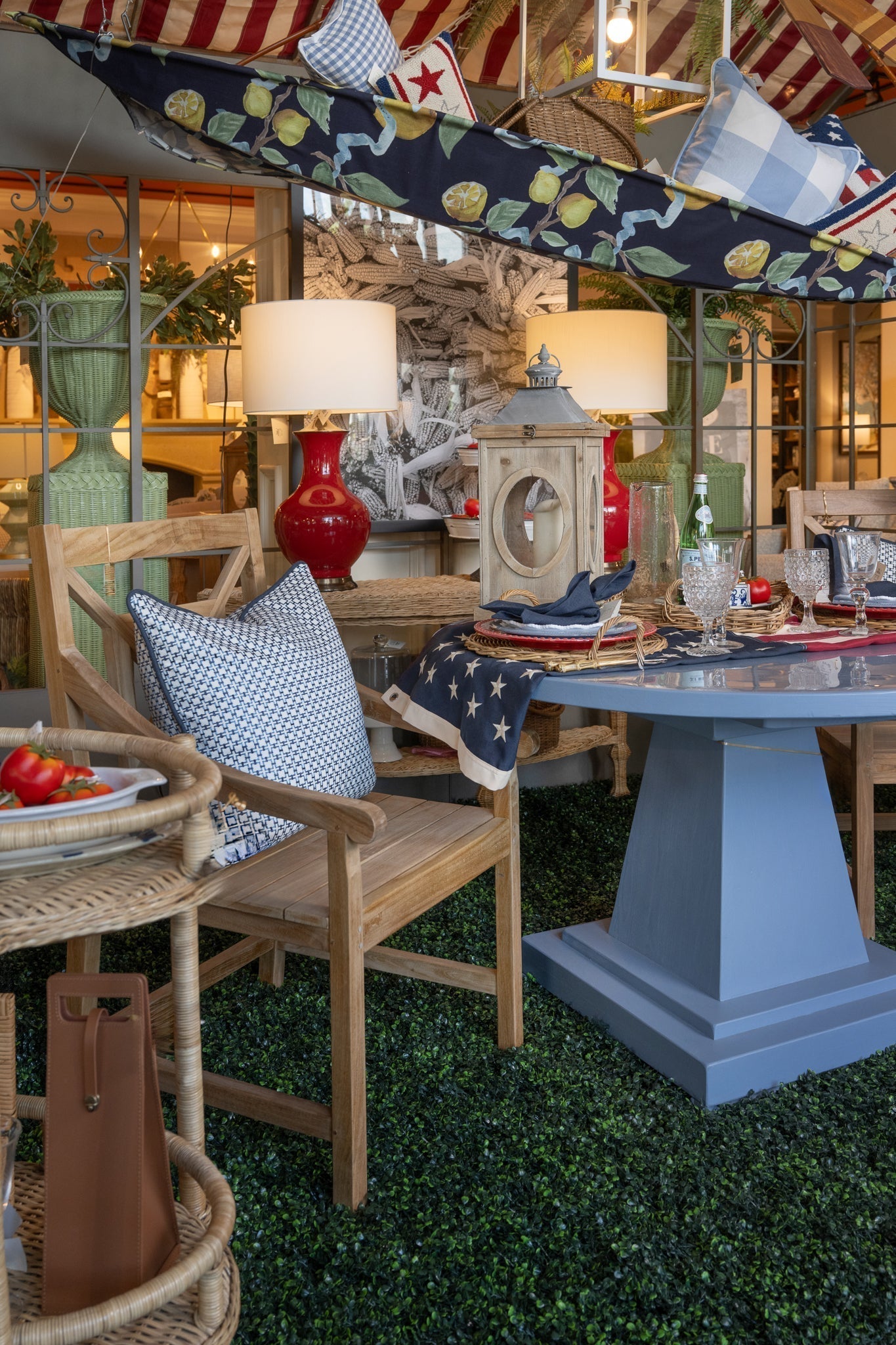 Set the Scene: Summer Entertaining Tips