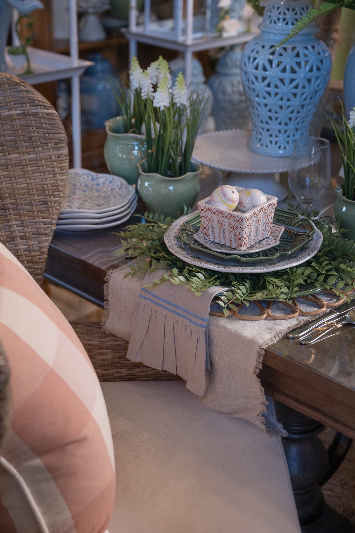 The Art of the Spring Tablescape