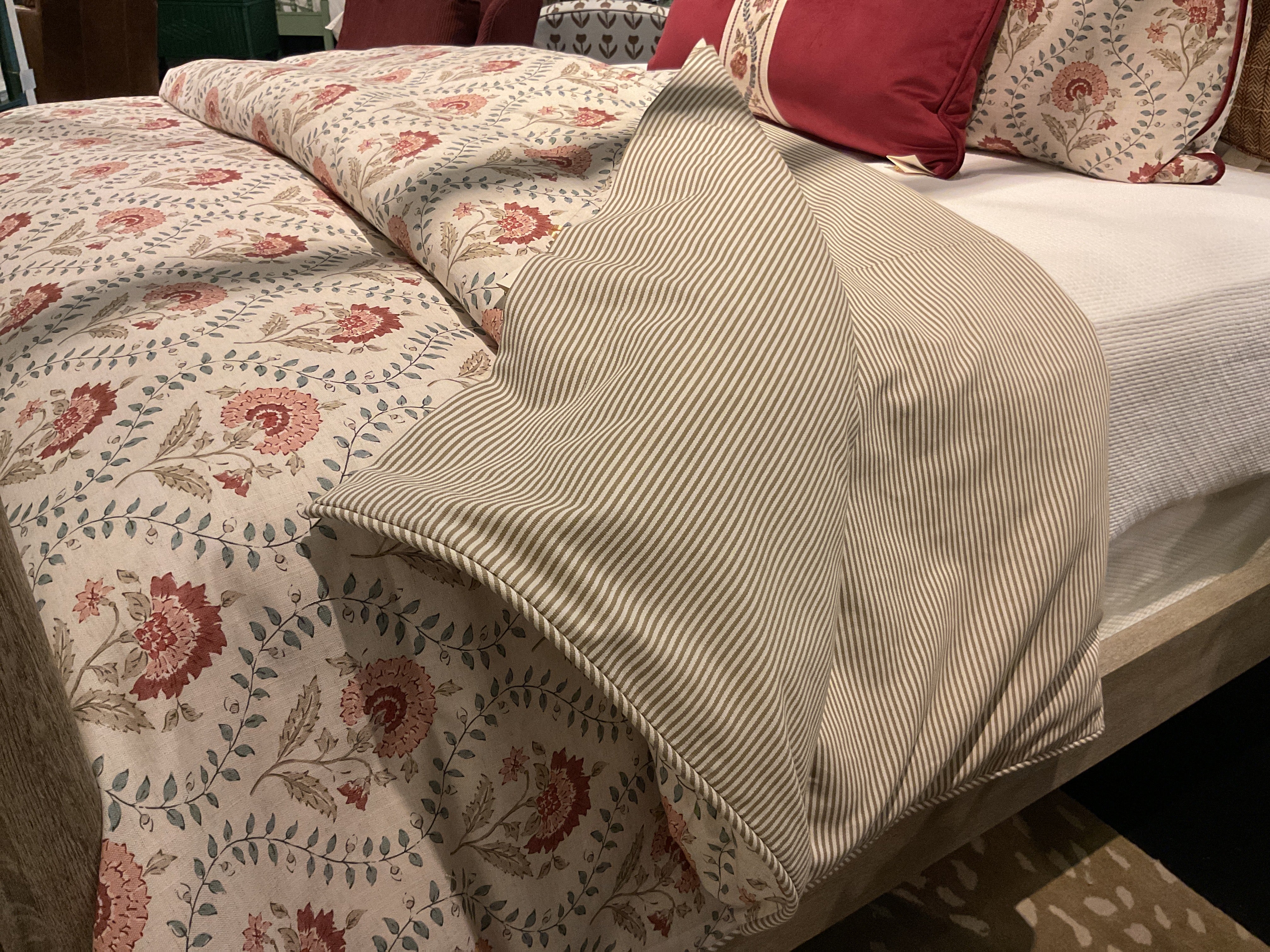 Heirloom Meadow & Pinafore Haze Duvet