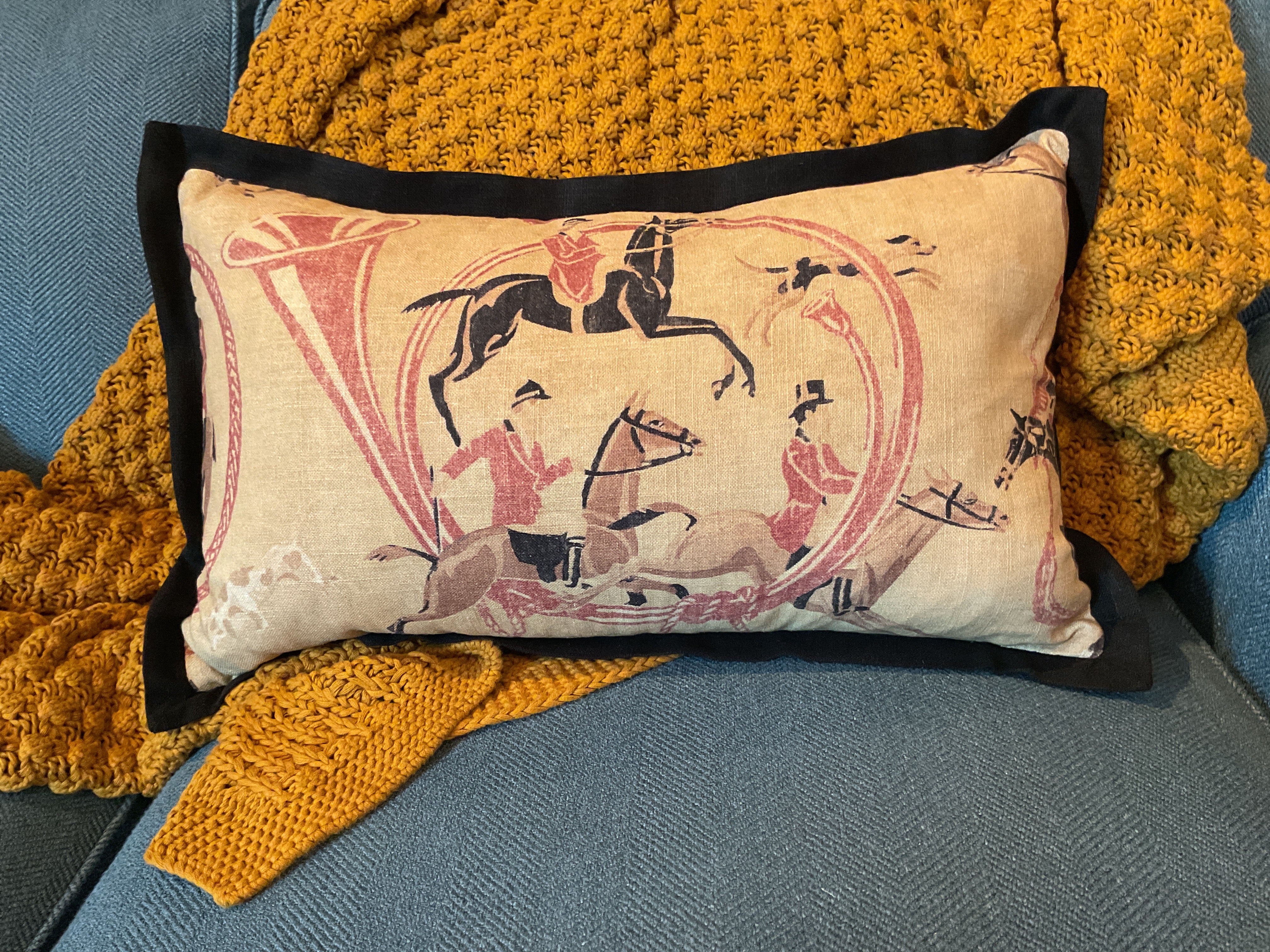 The Hunt w/ Flange Pillow Sham