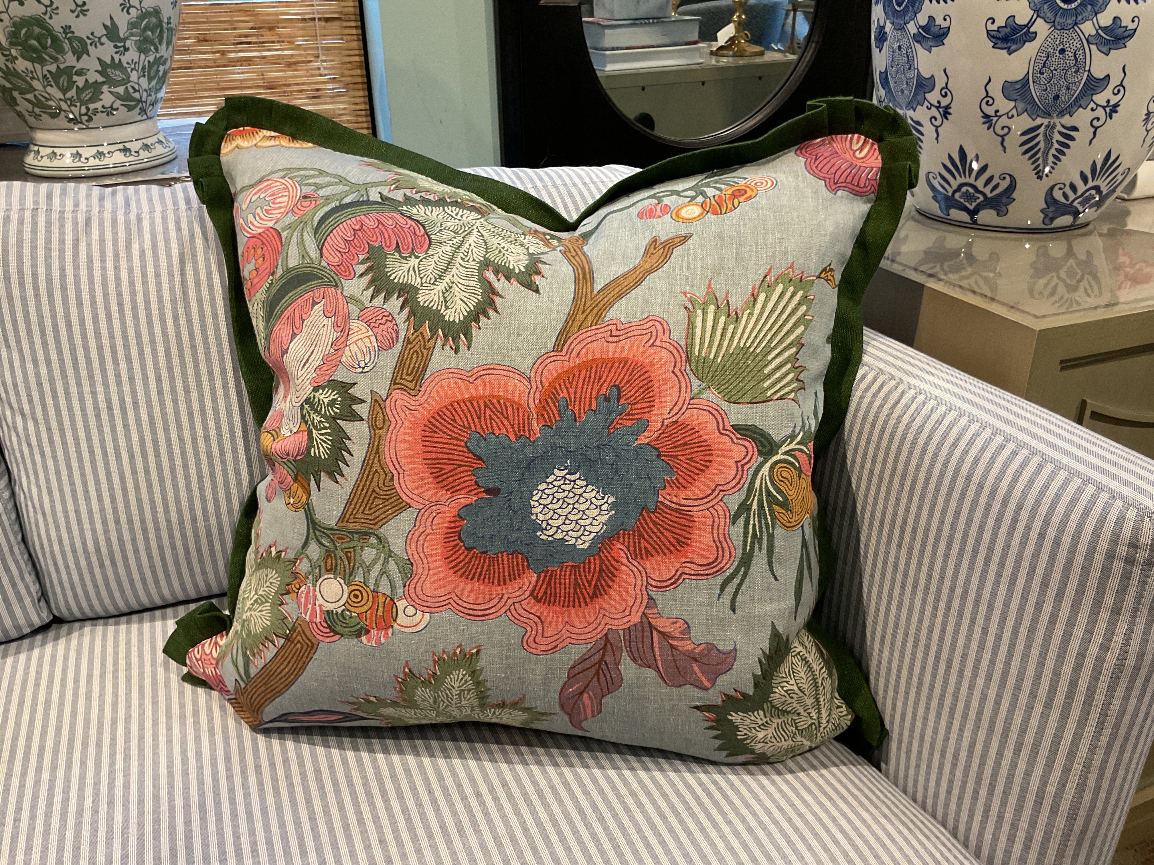 Indienne Jacobean w/ Pleated Corners