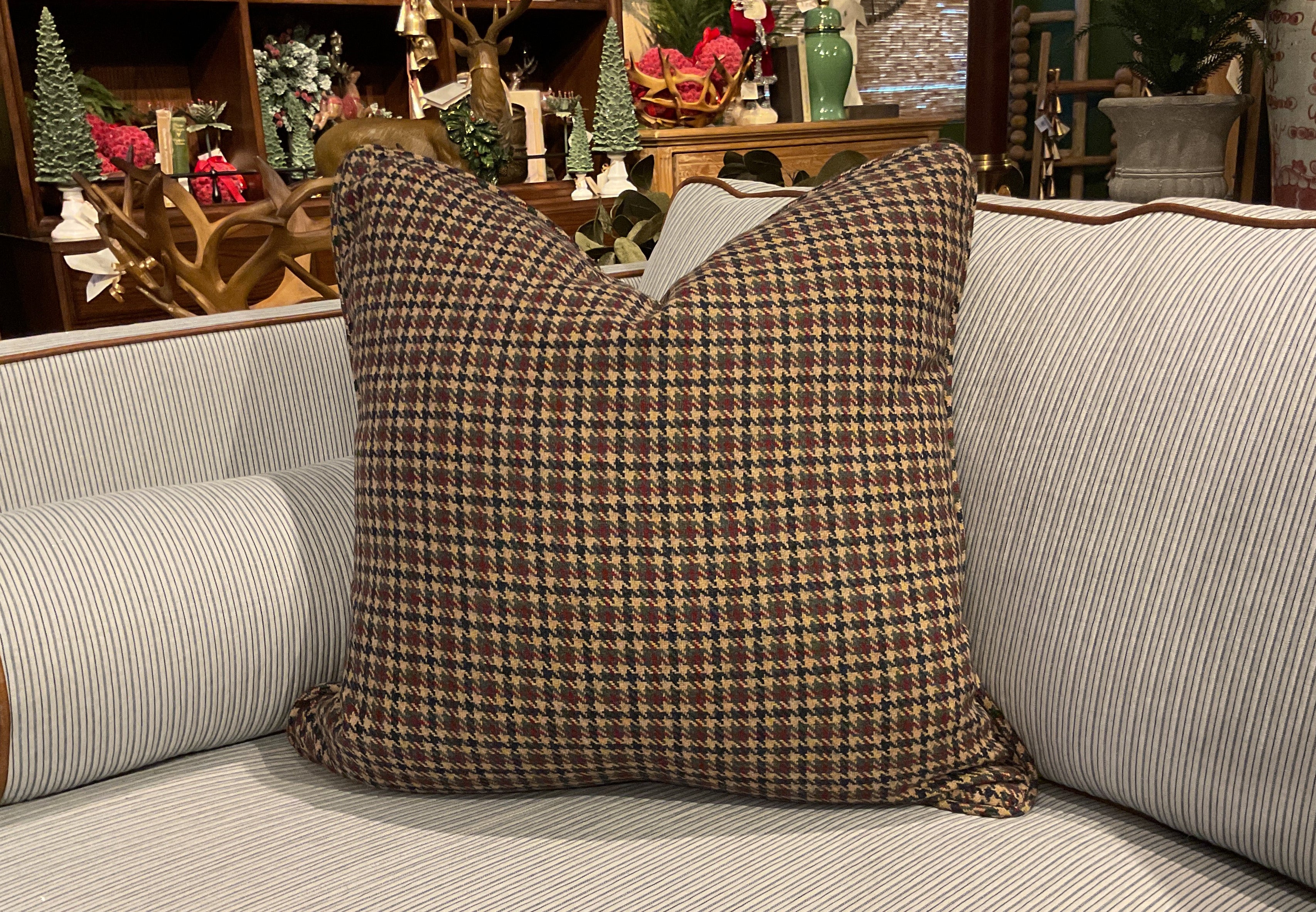 Camden w/ Self Cord Pillow Sham