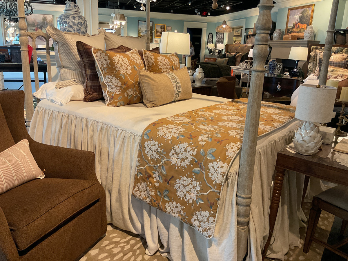 Pheasant Forest Bedscarf