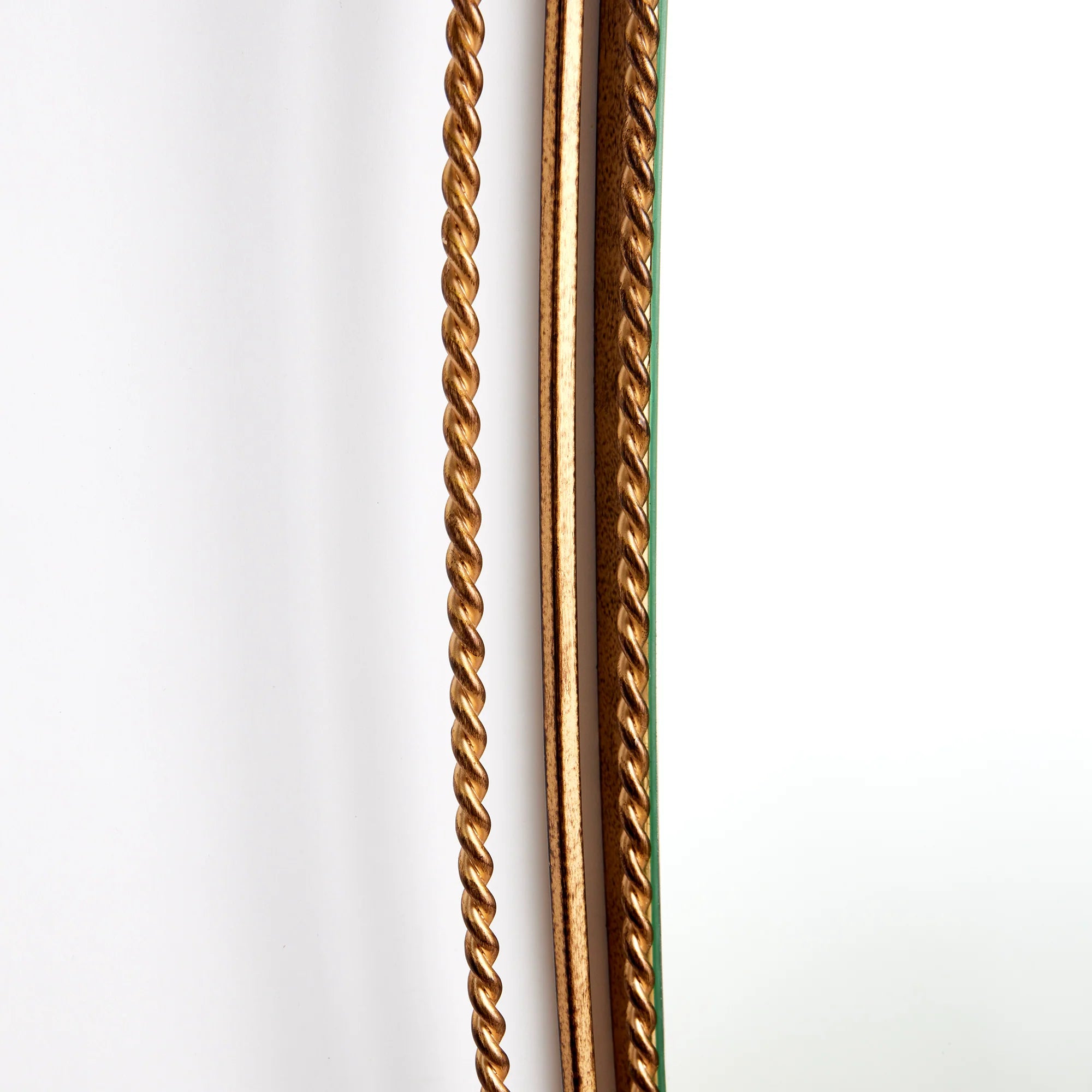 BRAIDEN MIRROR