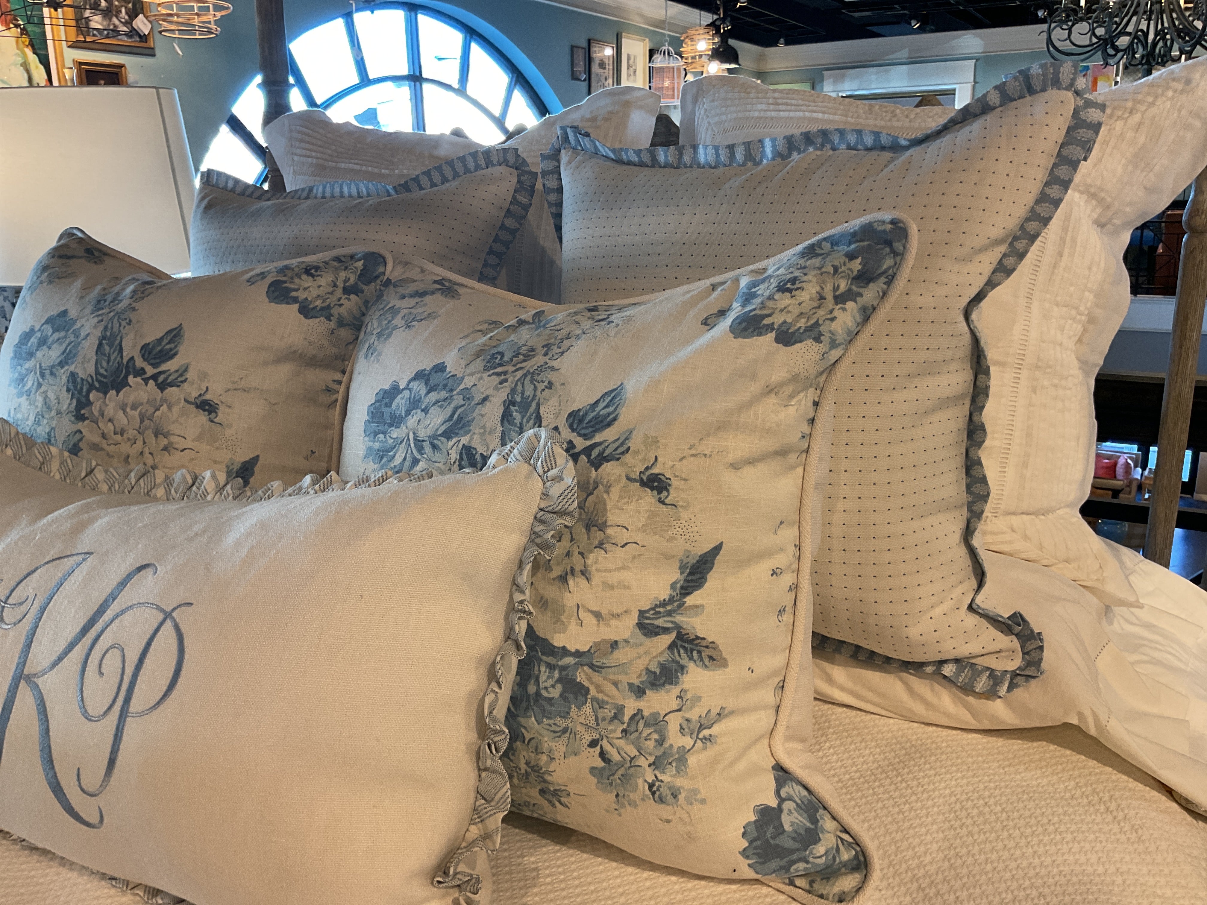 Dot-to-Dot w/ Flange