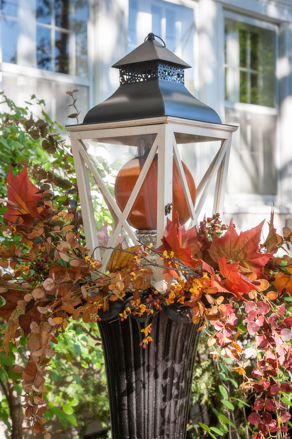 Lanterns Light Up Autumn - Nell Hill's
